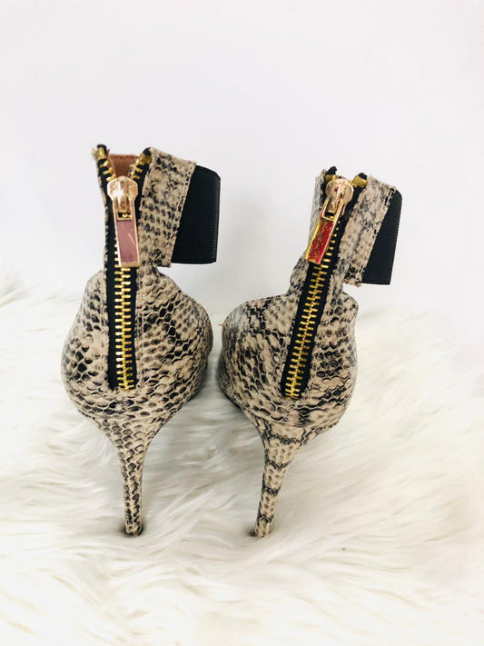Dollhouse Snake Print Pumps 8.5