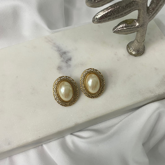 Vintage Pearl Studs